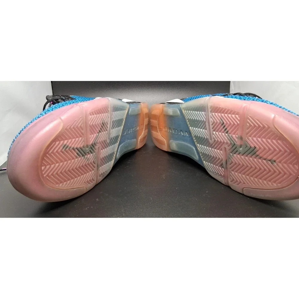 Nike‎ Air Jordan Size 7Y BK YA-Dig and NY SHO-HUFF
